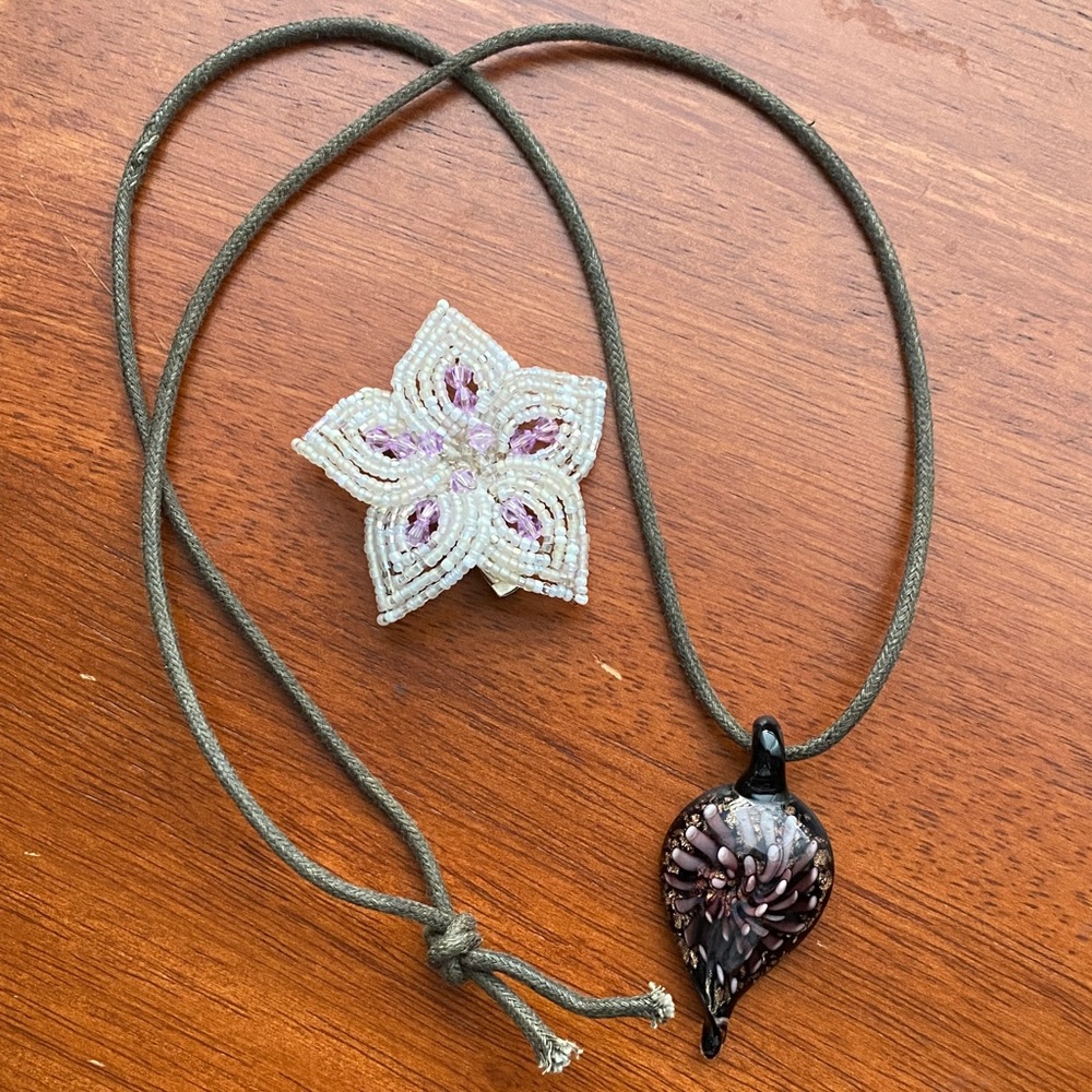 Elegant Black and Purple Glass Pendant Necklace and beaded clip